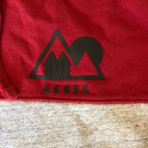 American Eagle Sweatshirt - Picture 2 of 4